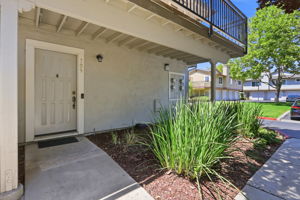 005_F8_09 Whitewater Ct