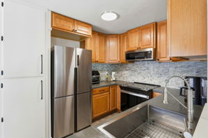 012_F8_09 Whitewater Ct