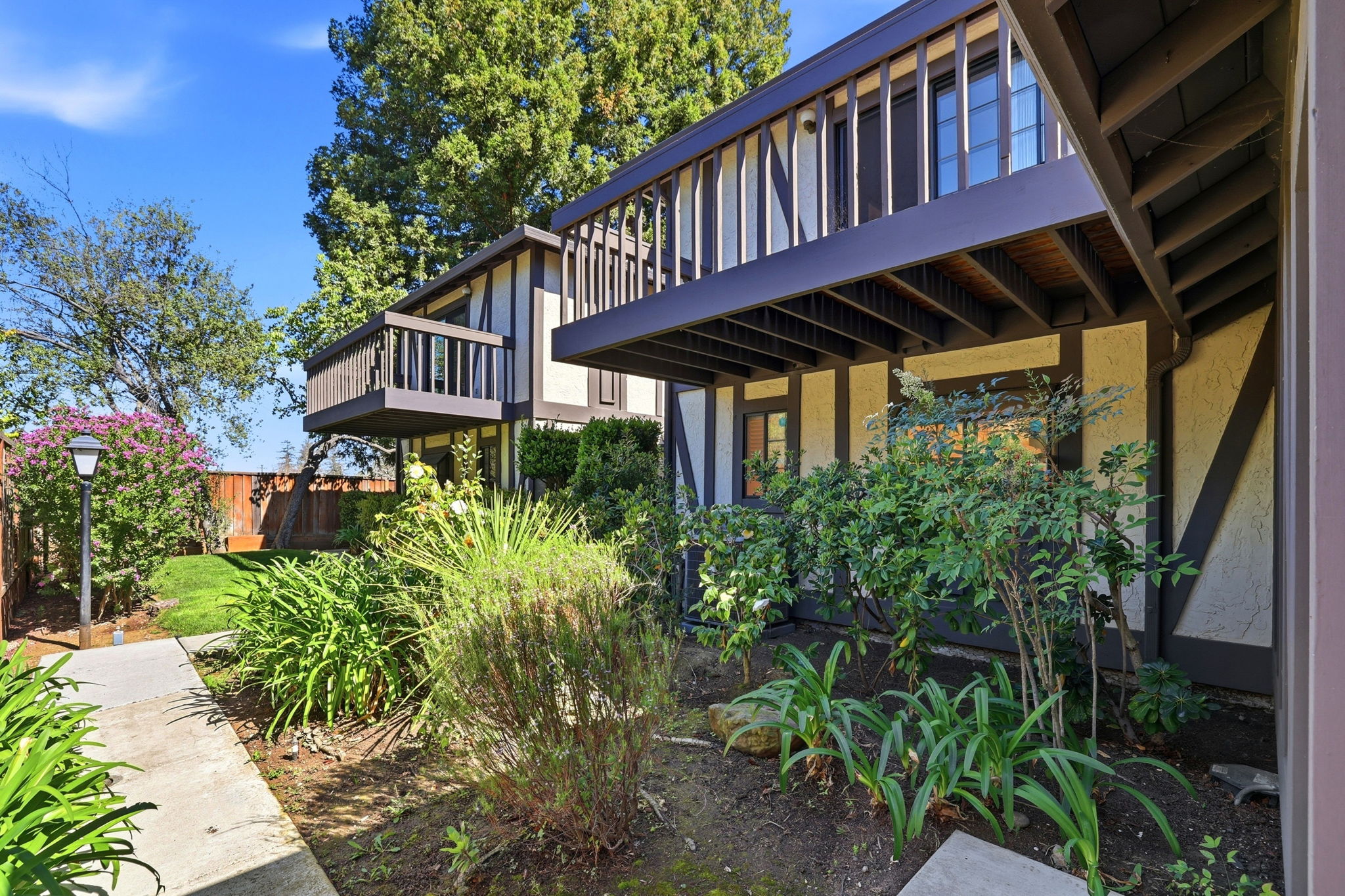 003_F8_709 Winstead Ct