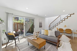 006_F8_709 Winstead Ct