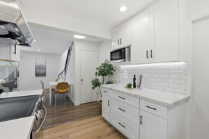 012_F8_709 Winstead Ct