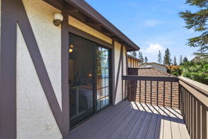 033_F8_709 Winstead Ct