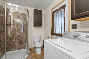 Bath/Laundry