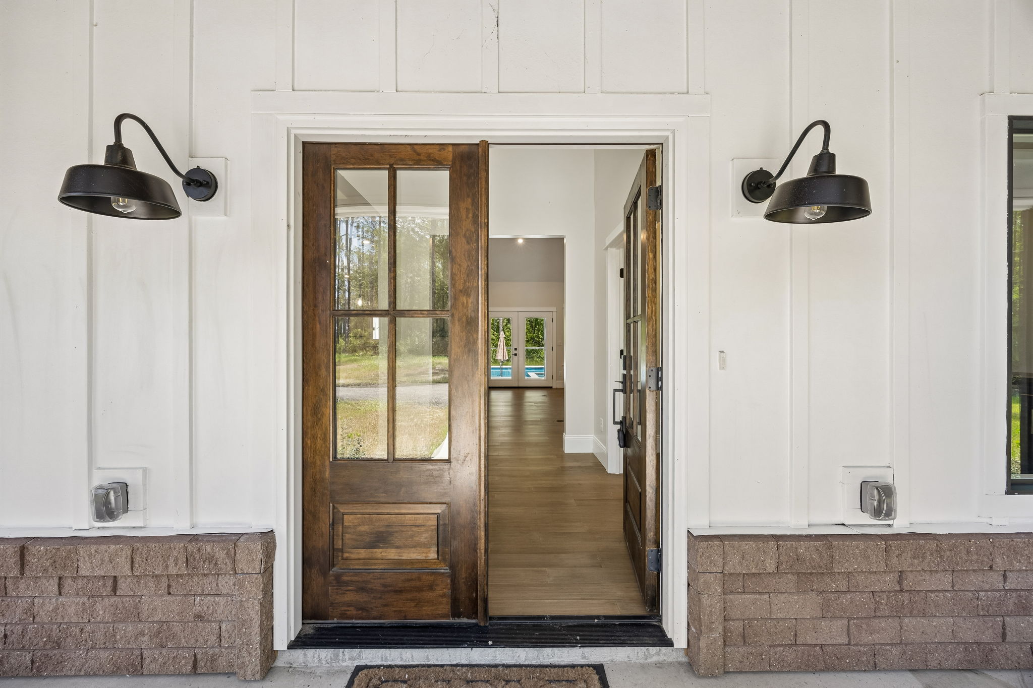 Front Entry Detail