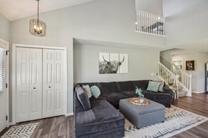 175th St W-1305-006.jpg