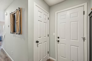 175th St W-1305-016.jpg