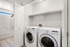 Laundry Closet (2)