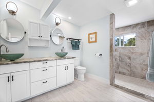 K Bathroom 1a