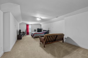  Photo 33