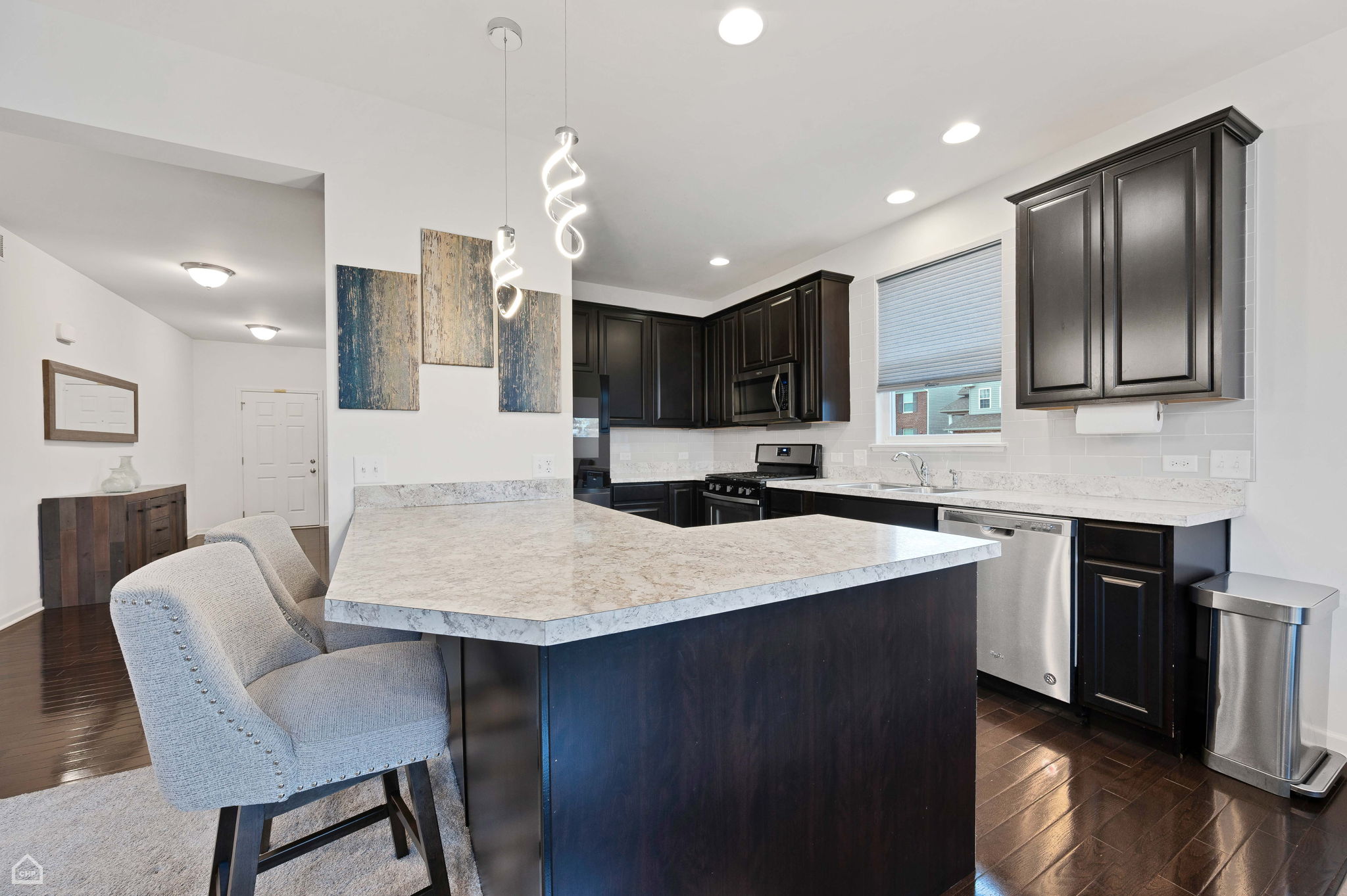 71 Bowman St_012