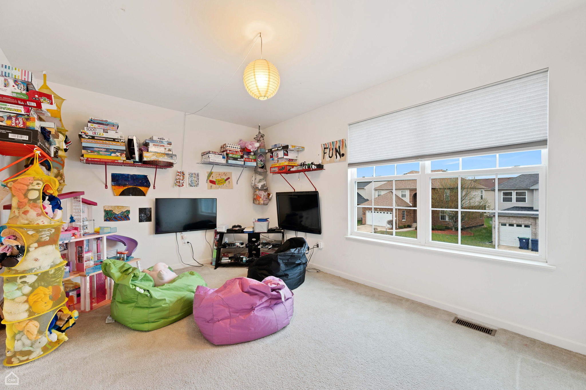 71 Bowman St_032