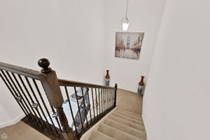 71 Bowman St_021