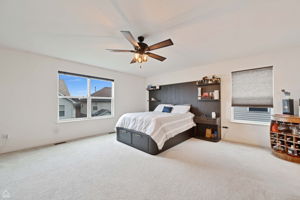 71 Bowman St_022