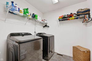 71 Bowman St_030