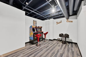 71 Bowman St_033