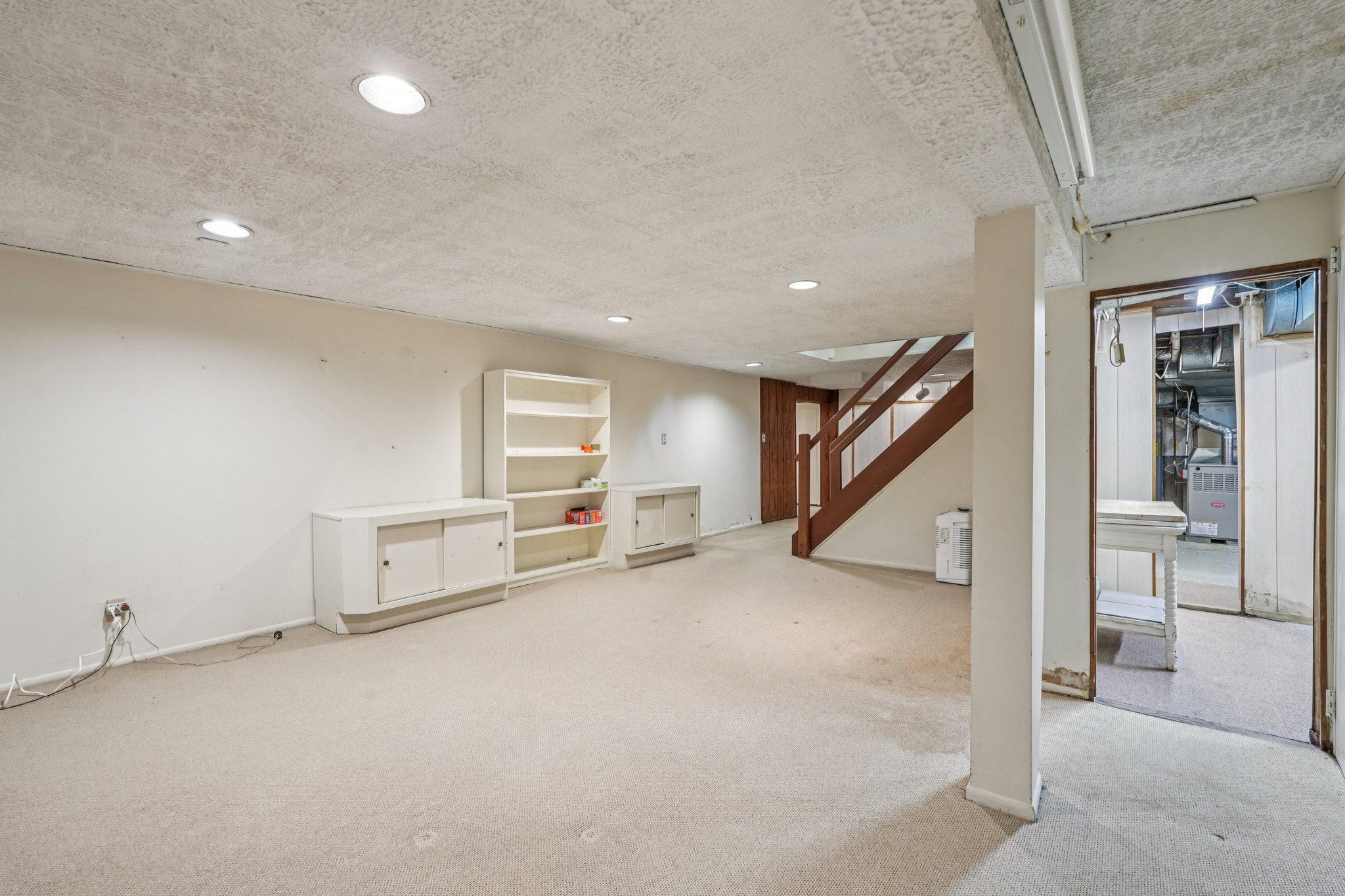 Dora Ln-S2810-034.jpg