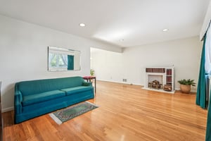 Dora Ln-S2810-007.jpg