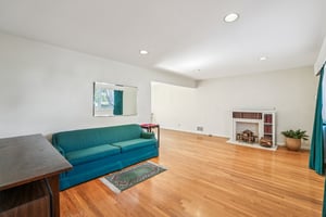 Dora Ln-S2810-008.jpg