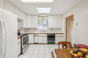 Dora Ln-S2810-019.jpg