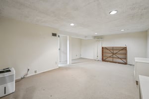 Dora Ln-S2810-037.jpg