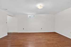  Photo 61