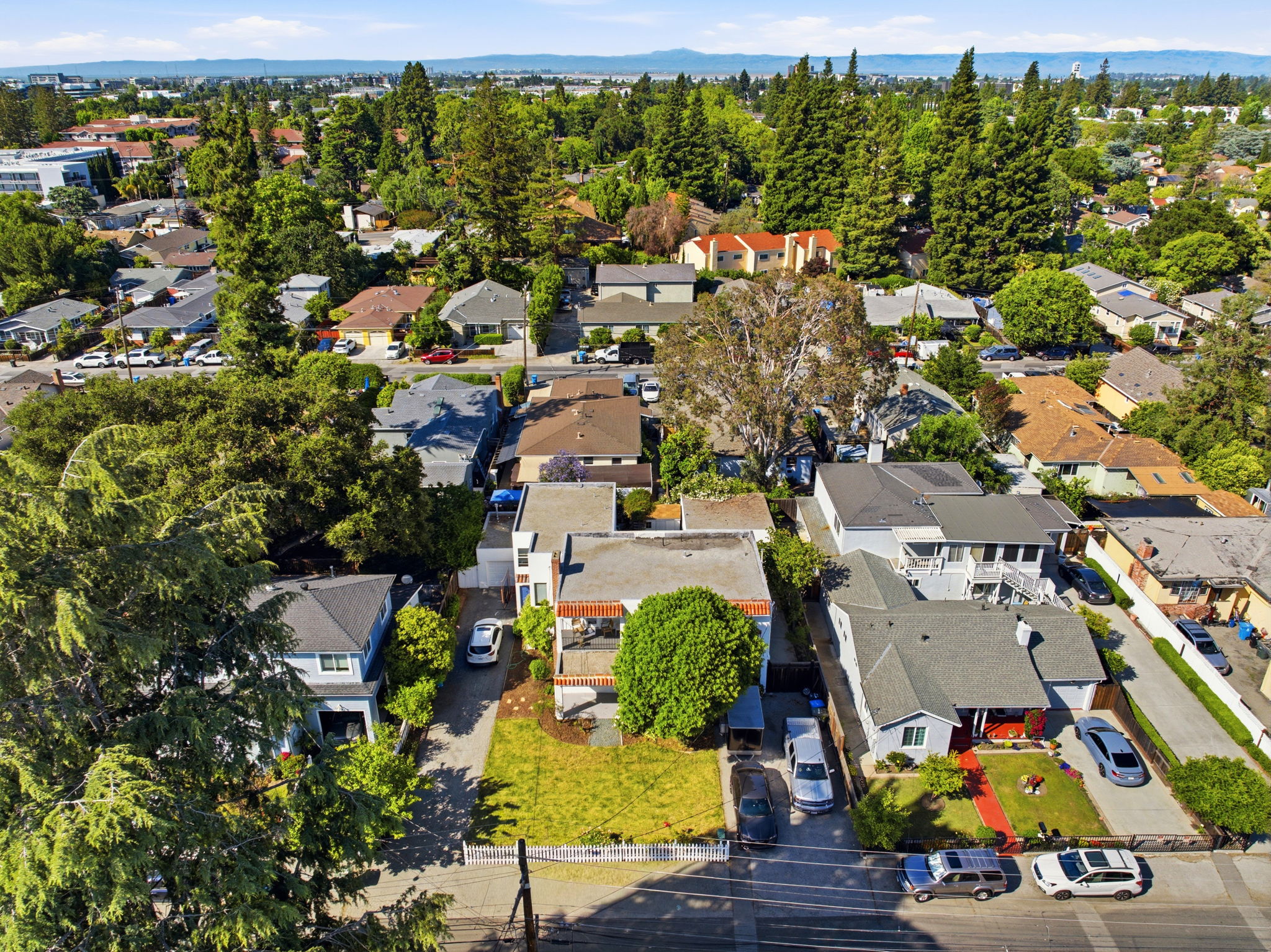 012_F8_AERIAL_71 Nueva Ave