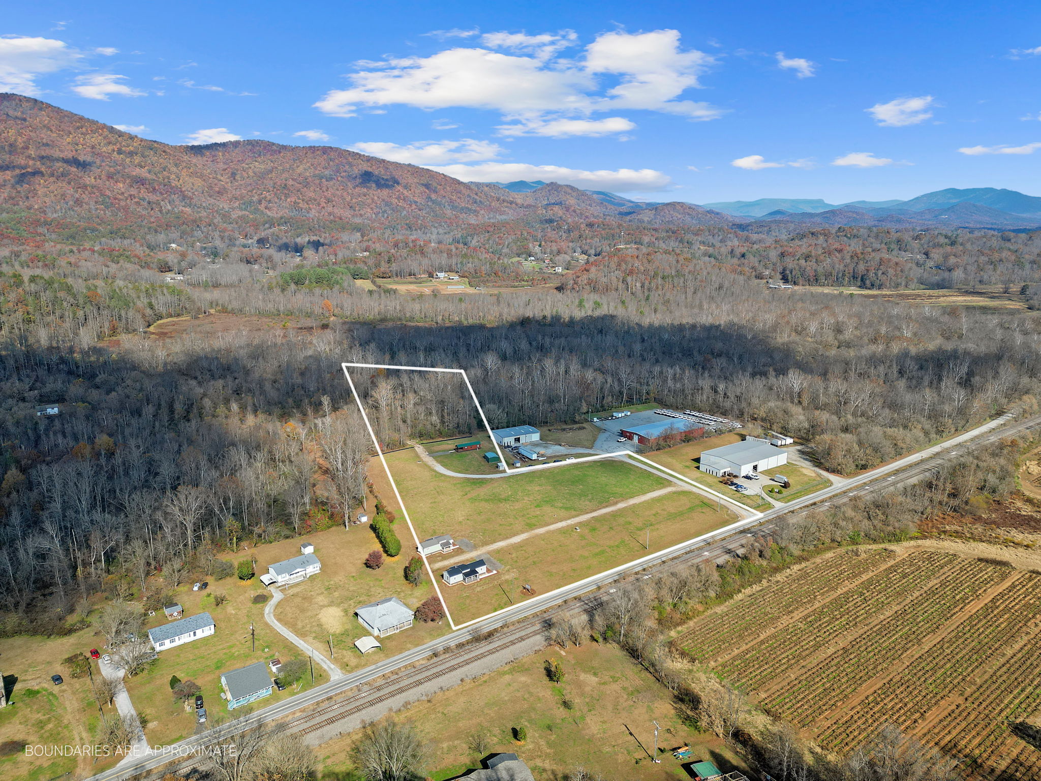 71 River Vlg Dr, Marion, NC 28752, USA Photo 112
