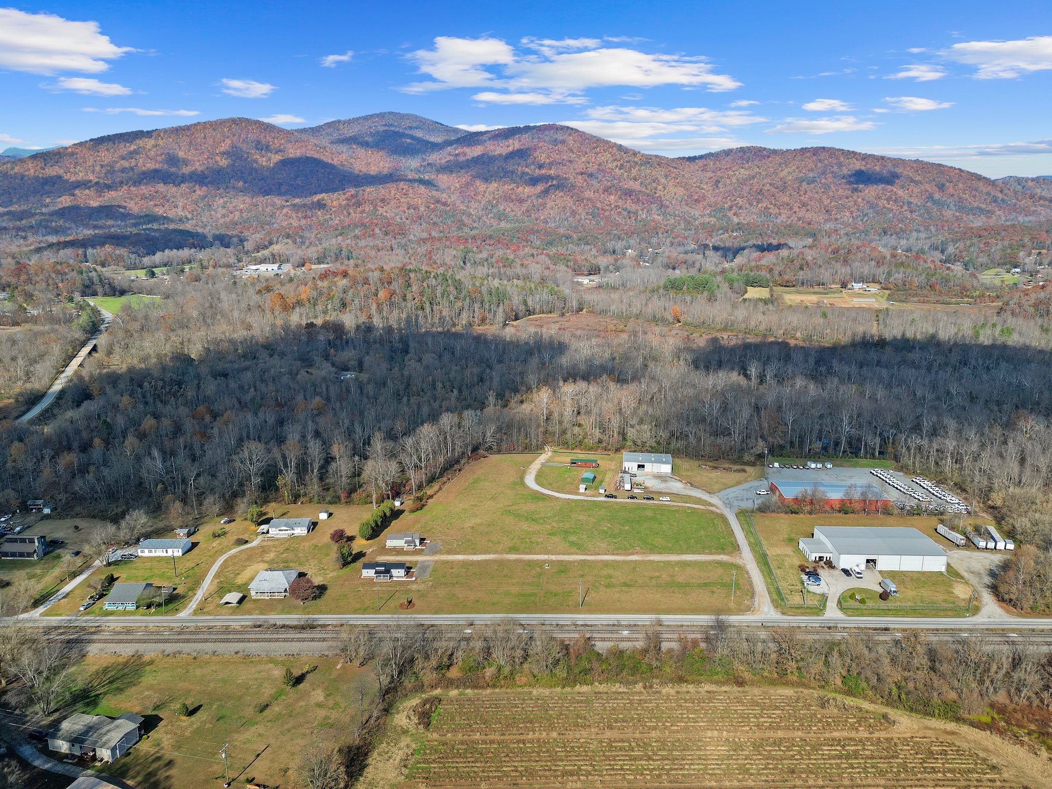 71 River Vlg Dr, Marion, NC 28752, USA Photo 105