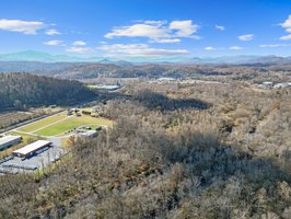 71 River Vlg Dr, Marion, NC 28752, USA Photo 102