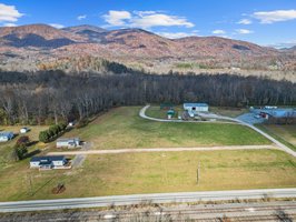 71 River Vlg Dr, Marion, NC 28752, USA Photo 107
