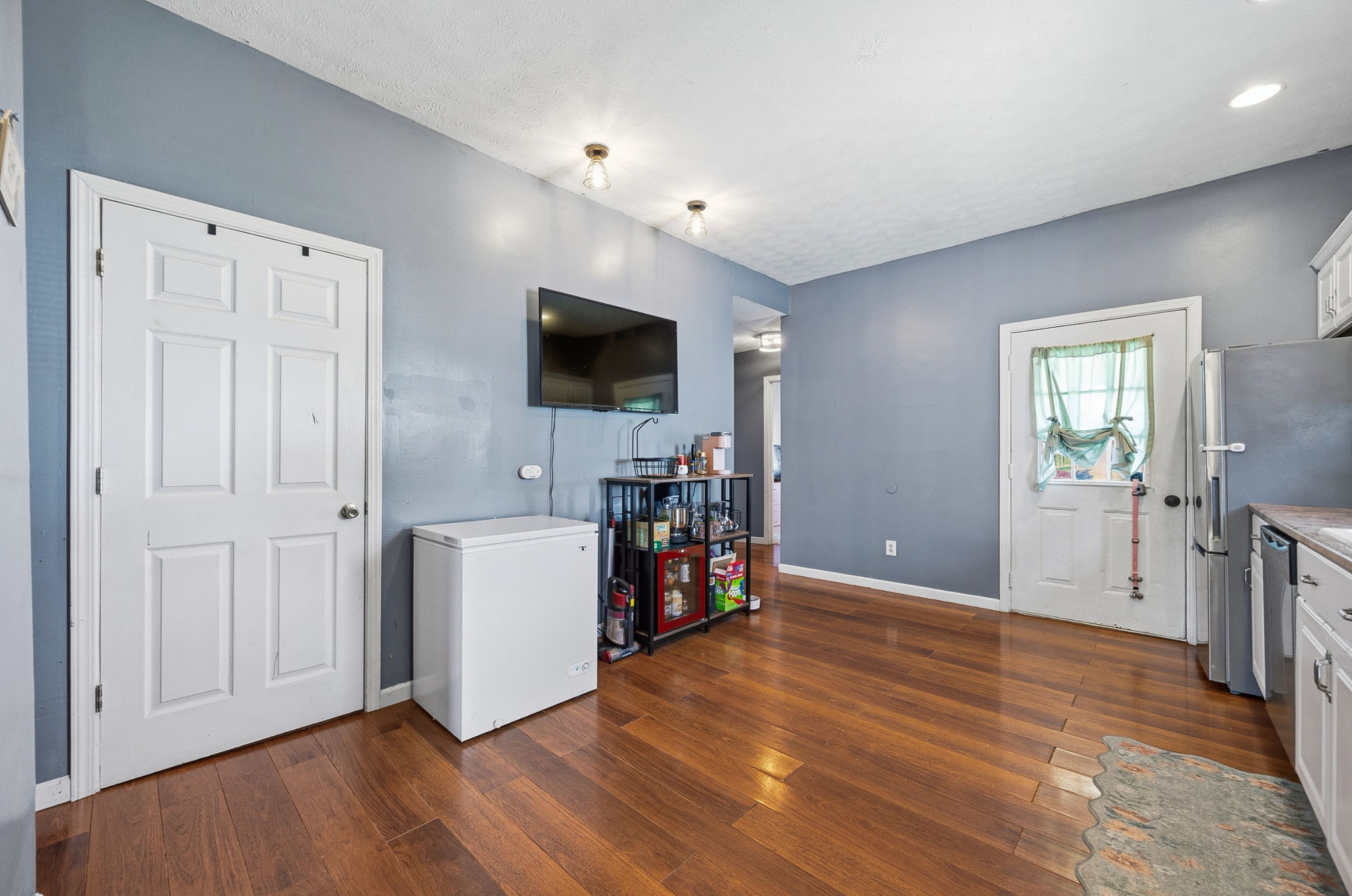 K.K. - 71 S 32nd St, Newark-19
