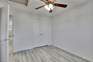 Photo 31