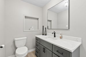  Photo 31