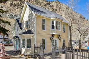 6th St-003.jpg