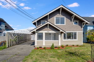  Photo 0