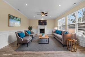 7X2A1106 virtually staged.jpeg