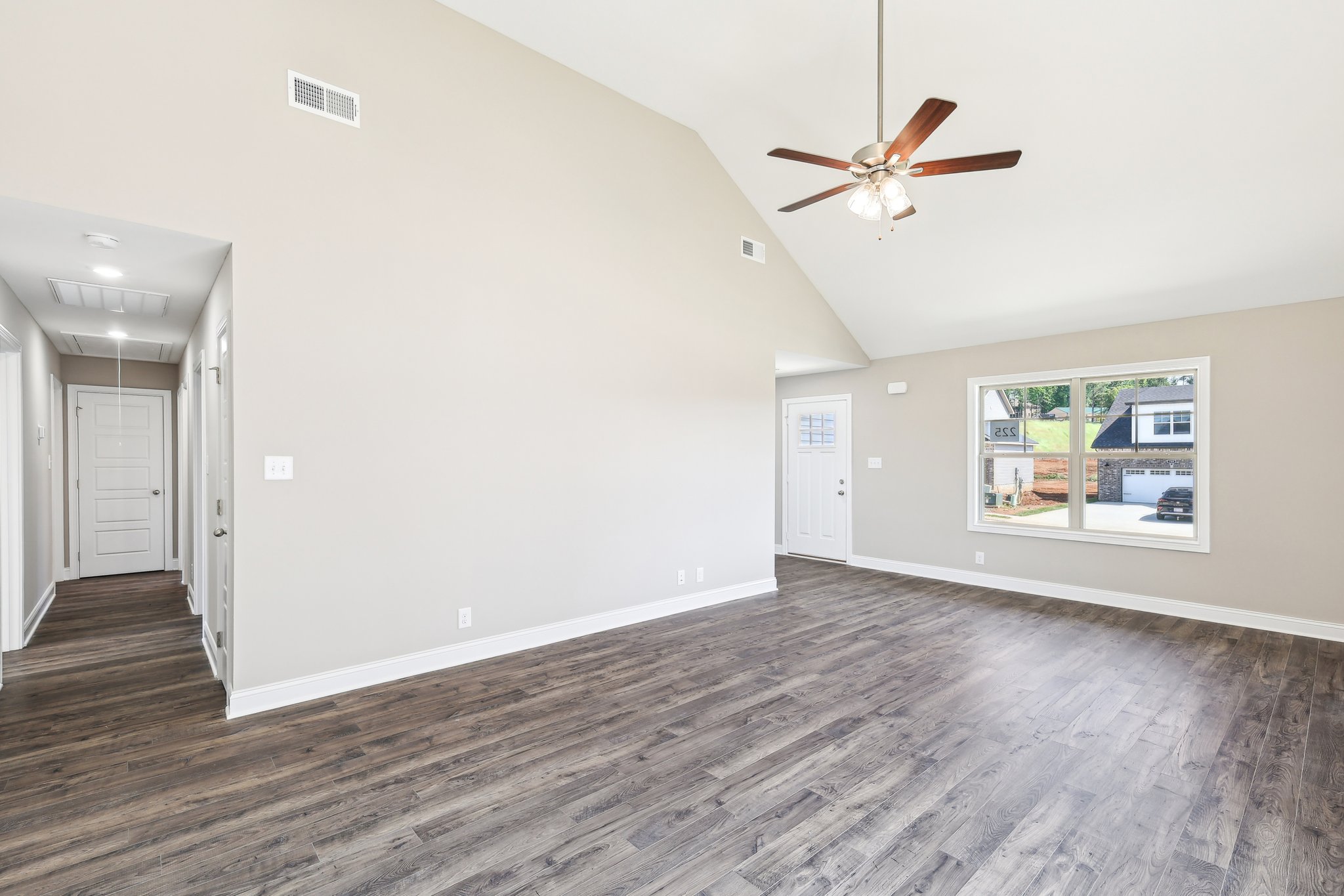 Carrillo Dr-1505-013.jpg
