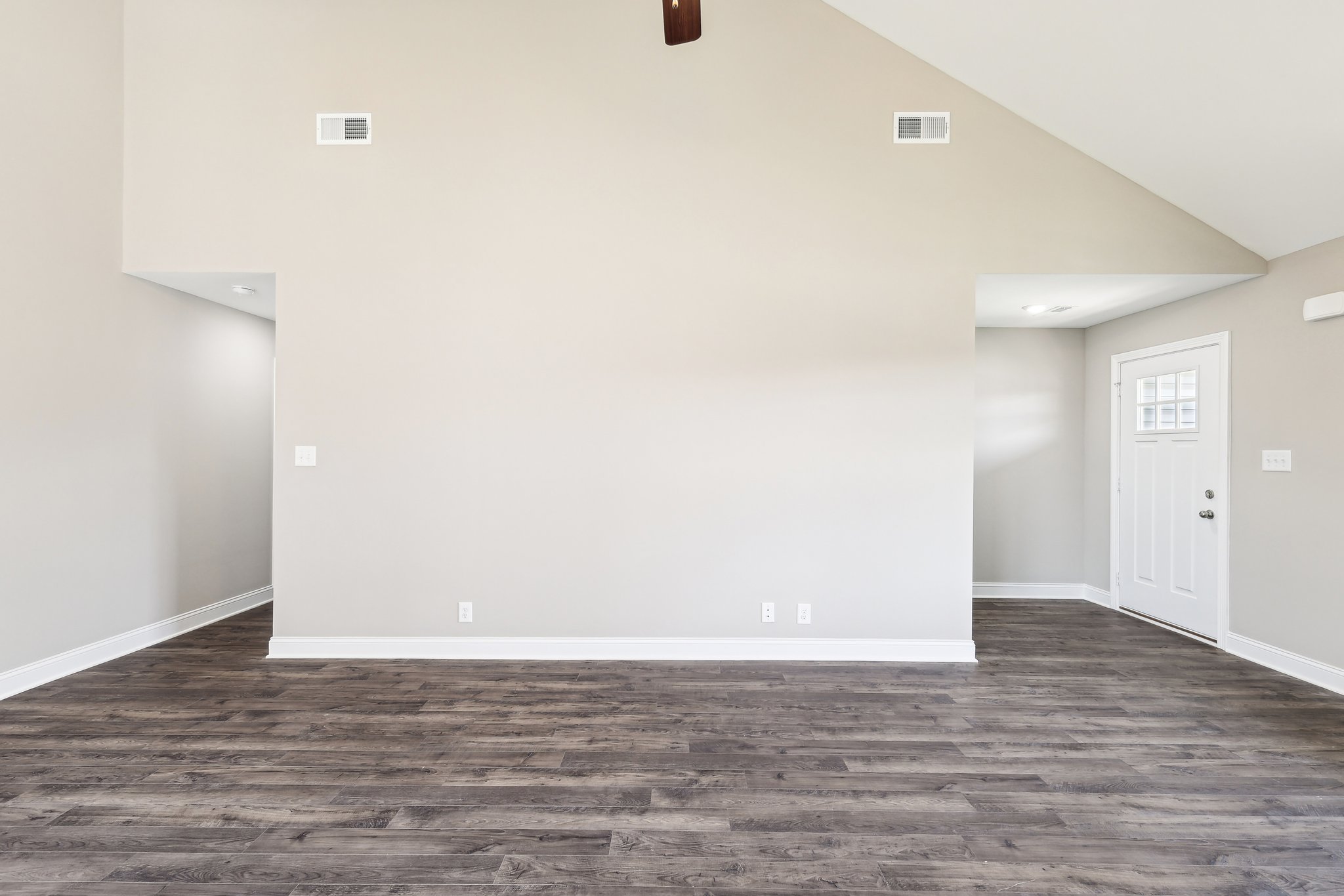 Carrillo Dr-1505-018.jpg