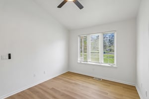 Erie Rd-S2304-023.jpg