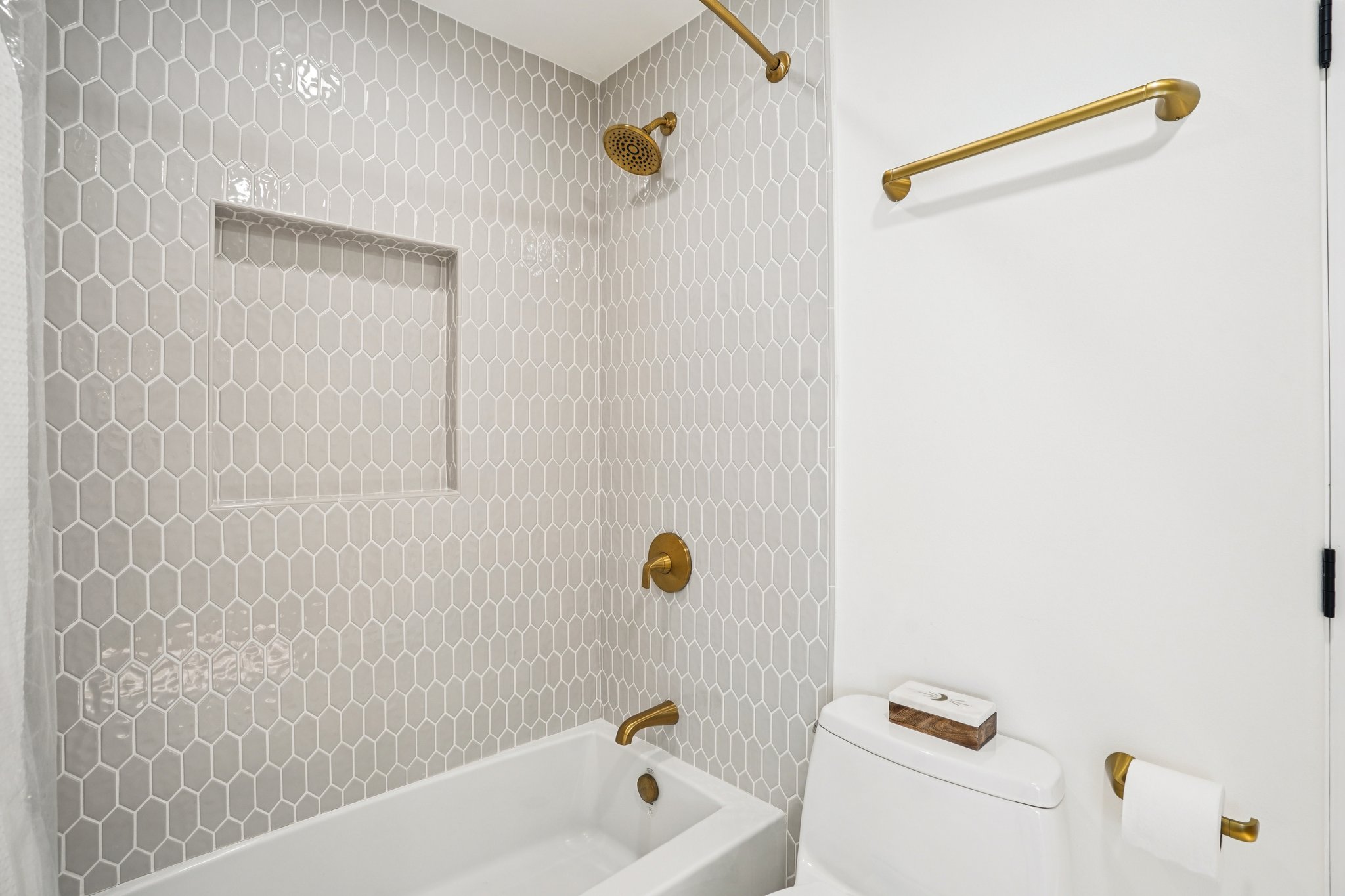 Manhattan Beach Blvd-S0204-025.jpg