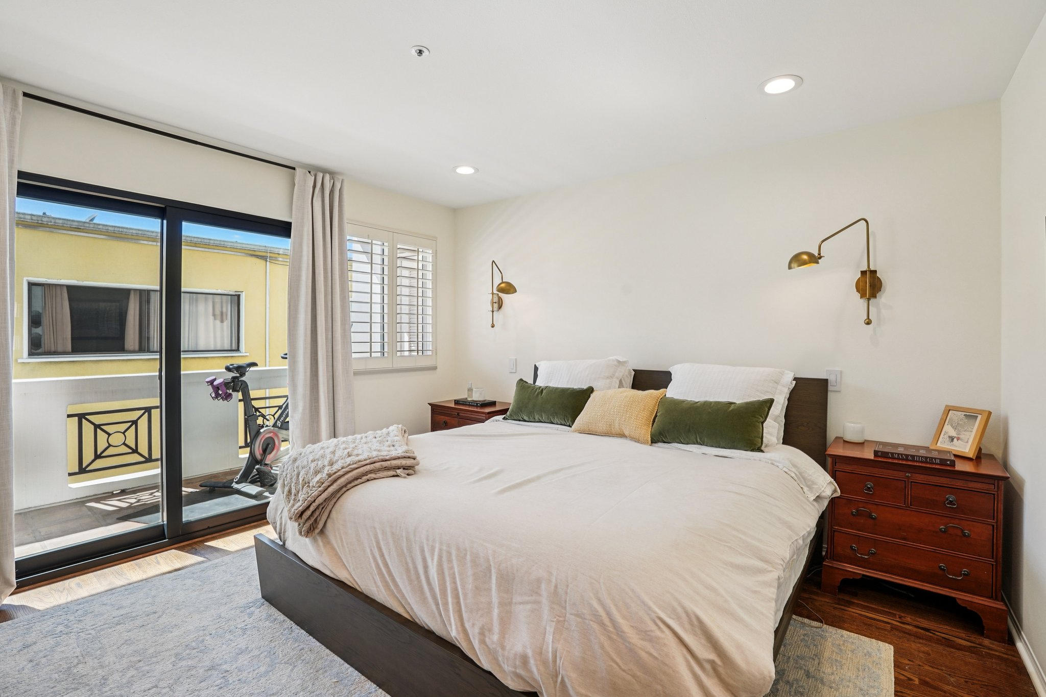 Manhattan Beach Blvd-S0204-031.jpg