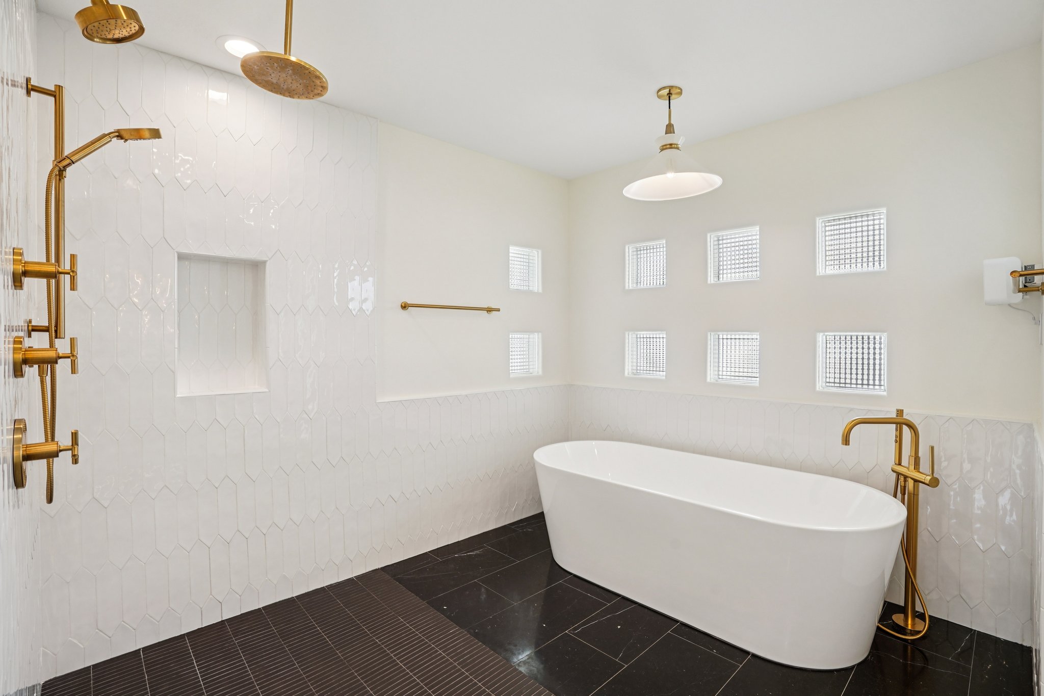 Manhattan Beach Blvd-S0204-036.jpg