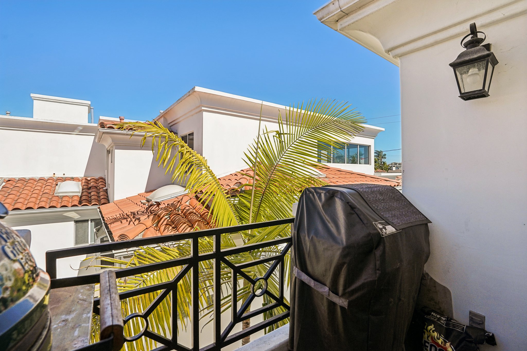 Manhattan Beach Blvd-S0204-040.jpg