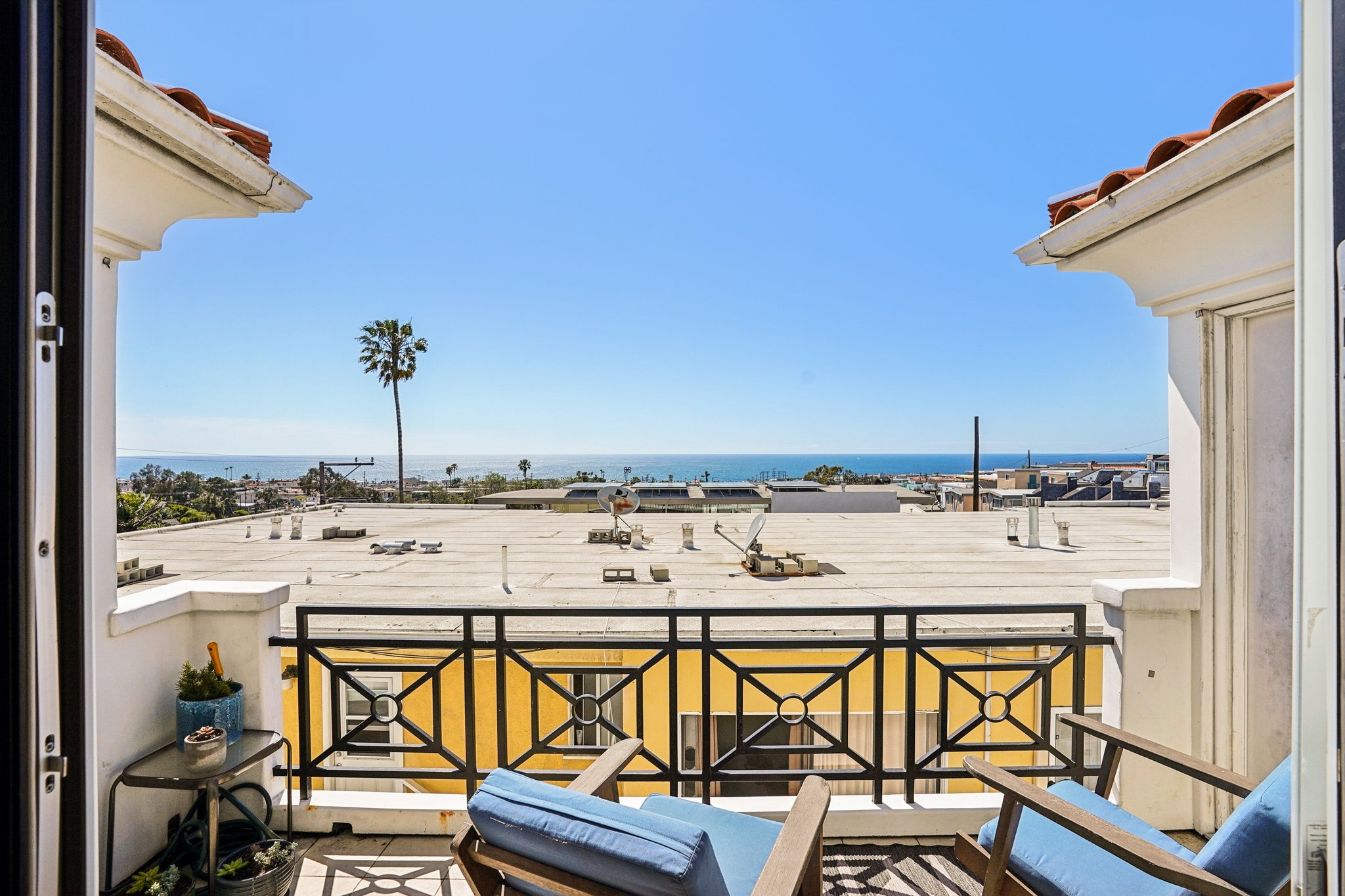 Manhattan Beach Blvd-S0204-044.jpg