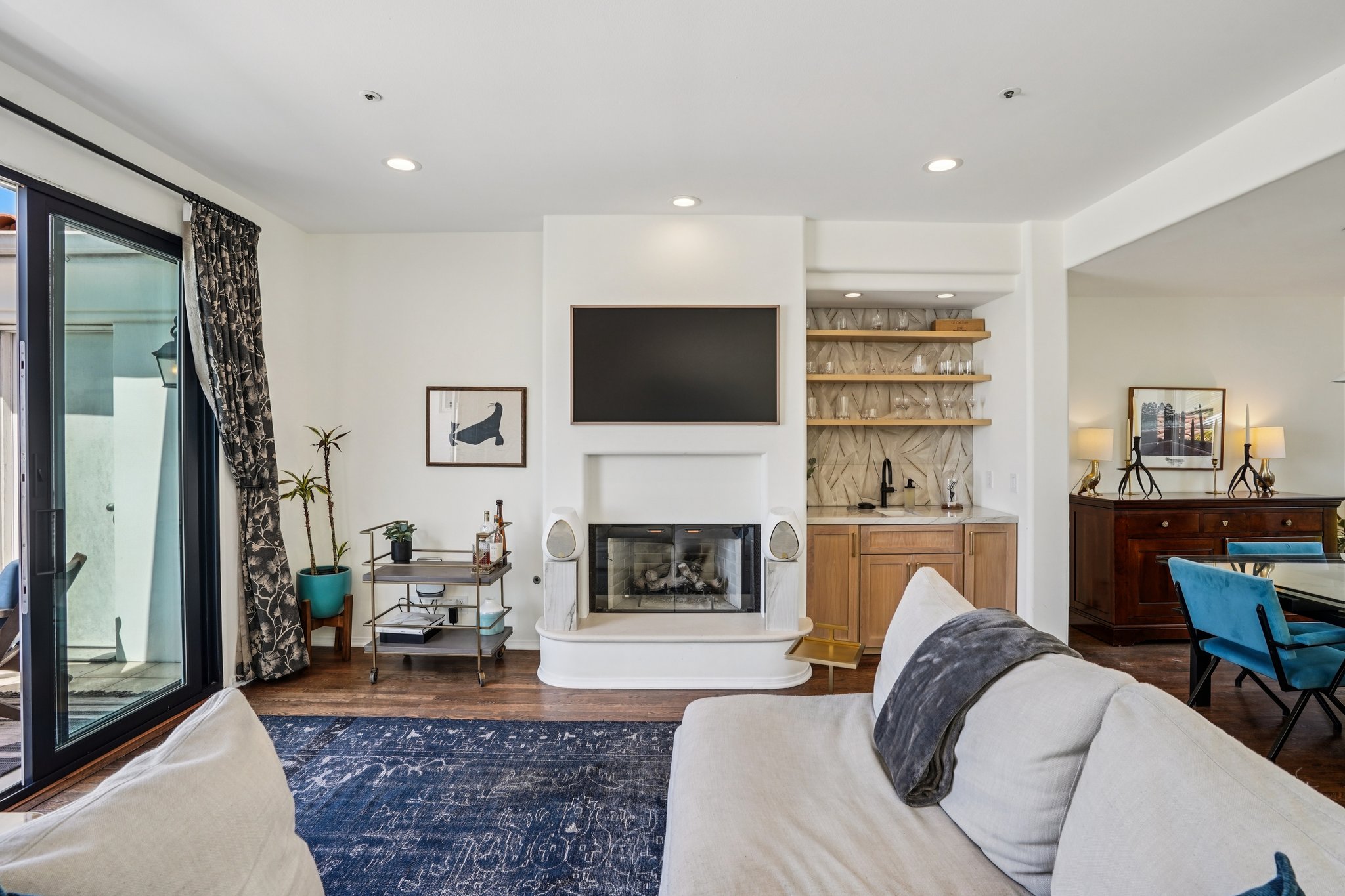 201771-203539 - 710 Manhattan Beach Blvd, Manhattan Beach, CA 90266-S0704-001.jpg