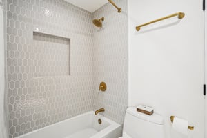 Manhattan Beach Blvd-S0204-025.jpg