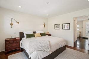 Manhattan Beach Blvd-S0204-030.jpg