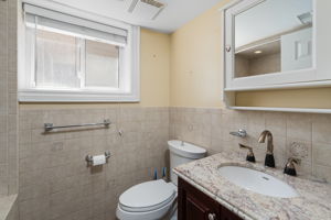  Photo 31