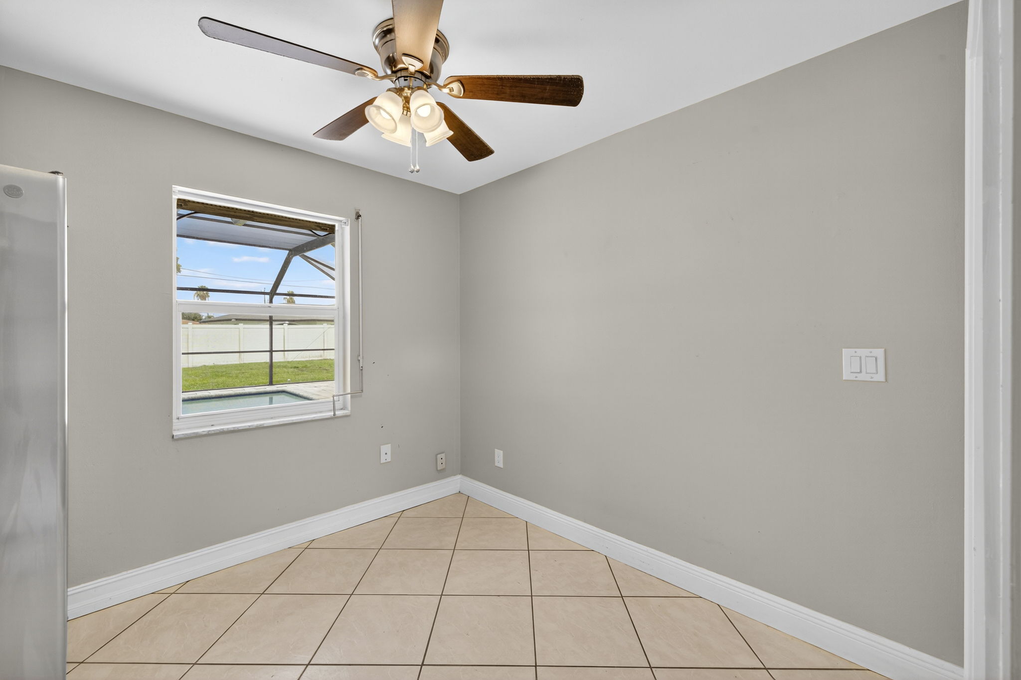 Breakfast Nook 1 of 2