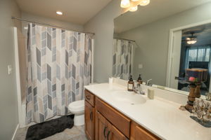 19-Bathroom